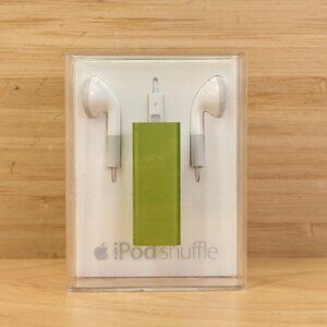 Apple iPod Shuffle 3rd generation 2GB A1271 / Green / Bundle with Earbuds